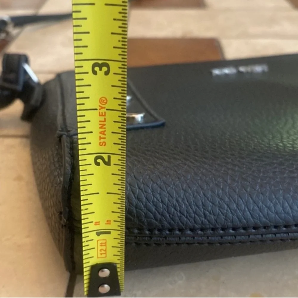 Nice West Small Crossbody Black NWT - Picture 7 of 7